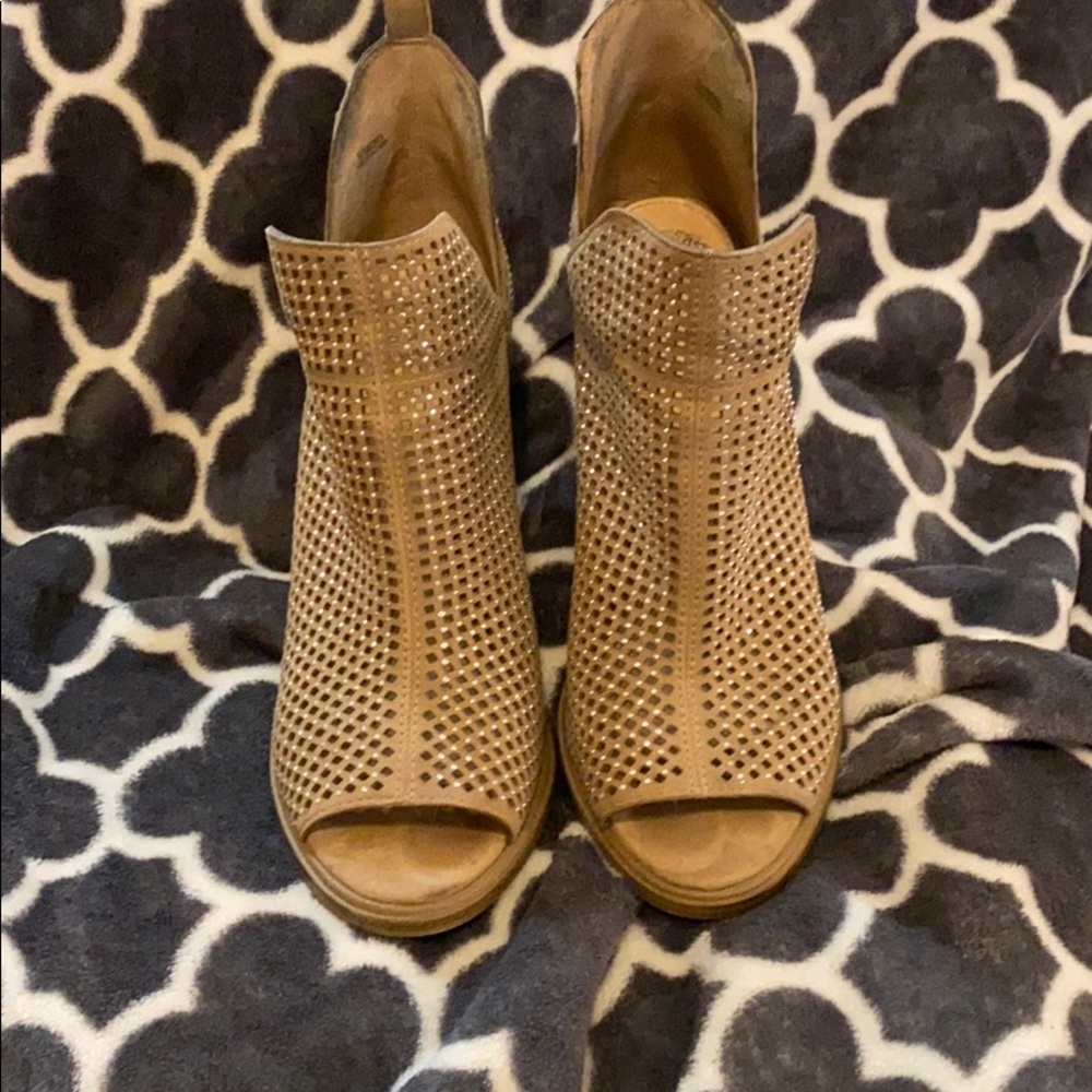 Open Toe Booties - Picture 2 of 4